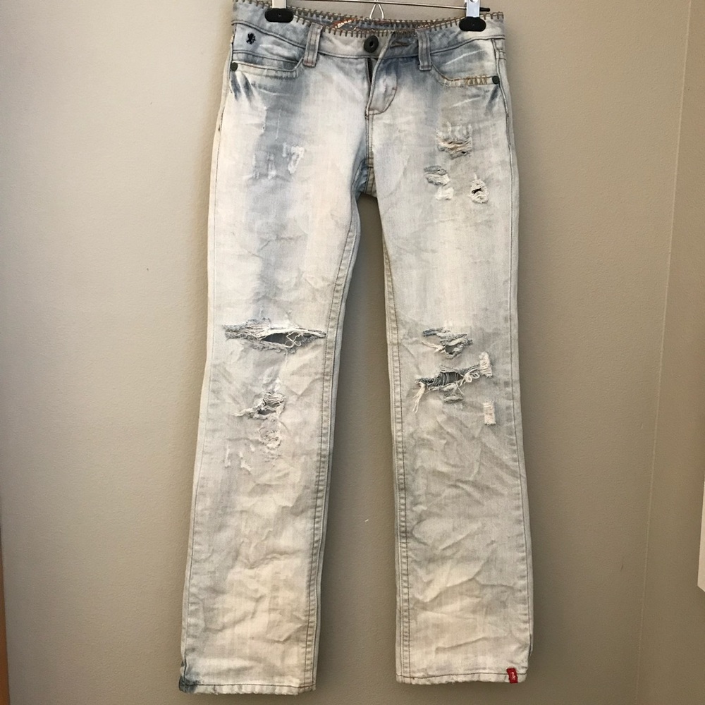 edc by Espirit Extreme Distressed Lightwash Jeans